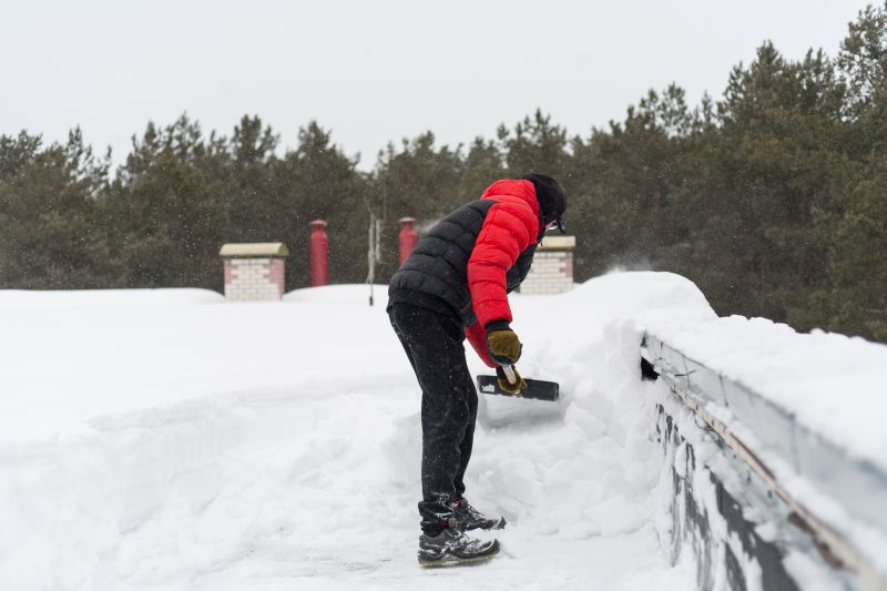 Holiday Roofing Deals